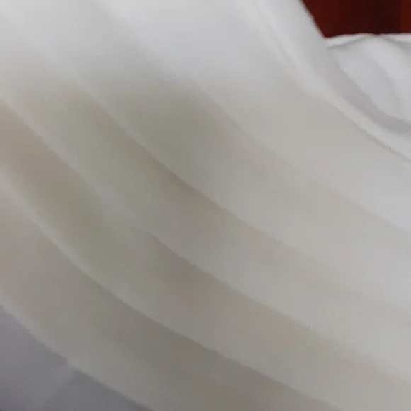 Adrianna Papell sz 8 cocktail dress with chiffon neckline and white flower - Picture 4 of 7